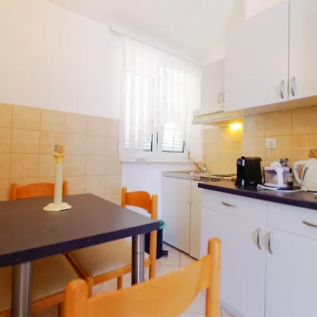 Murter-Slanica Beach Sea & Sunset View Apartment